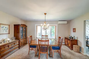 10 Wallace Dr, Plainview, NY 11803 - Photo 6