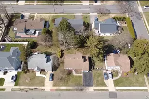 10 Wallace Dr, Plainview, NY 11803 - Photo 26