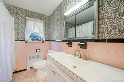 95 Horton Drive, Huntington Station, NY 11746 - Photo 12