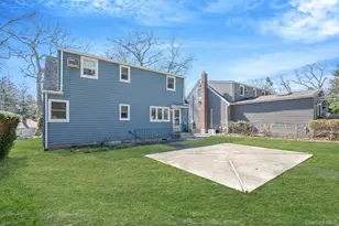 95 Horton Dr, Huntington Station, NY 11746 - Photo 20