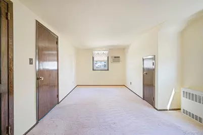 95 Horton Drive, Huntington Station, NY 11746 - Photo 16