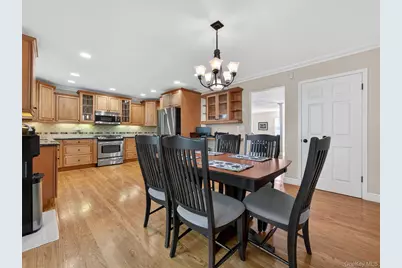 443 Genesee Court, Suffern, NY 10901 - Photo 6