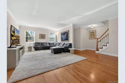 443 Genesee Court, Suffern, NY 10901 - Photo 4