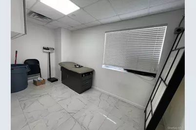 41-42 College Point Boulevard #2A, Flushing, NY 11355 - Photo 8