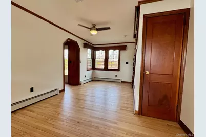 34 Union Avenue, Patchogue, NY 11772 - Photo 2