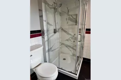 34 Union Avenue, Patchogue, NY 11772 - Photo 8