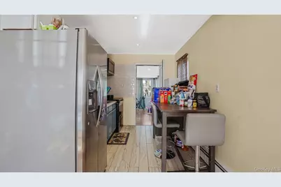 22 Somerset Road N, Amityville, NY 11701 - Photo 14