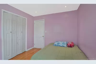 22 Somerset Road N, Amityville, NY 11701 - Photo 20