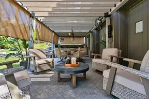 3 Beacon Hill Rd, Port Washington, NY 11050 - Photo 36