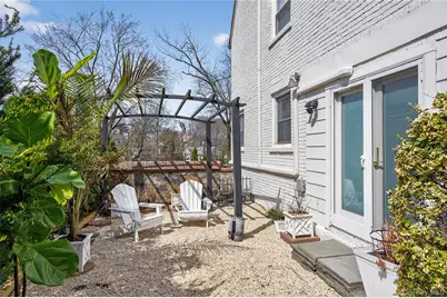 3 Beacon Hill Road, Port Washington, NY 11050 - Photo 32