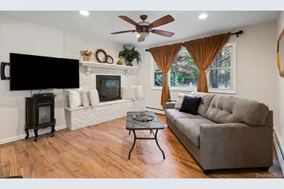 99 Shirley Court, Smithtown, NY 11787 - Photo 24