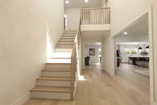 134 Colony Ln, Syosset, NY 11791 - Photo 12