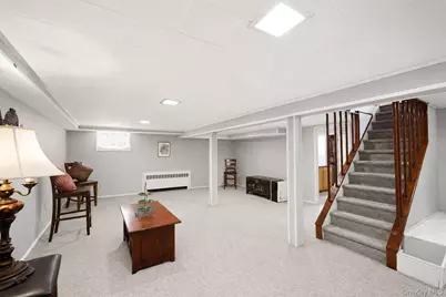 1221 Wantagh Oaks Gate, Wantagh, NY 11793 - Photo 16