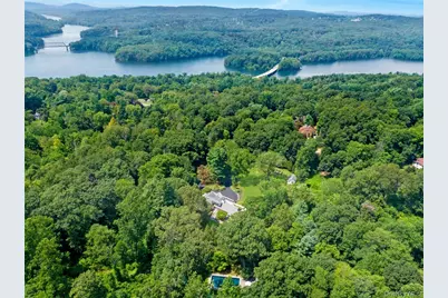 360 Crow Hill Road, Mount Kisco, NY 10549 - Photo 2
