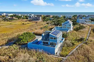 556 Dune Rd, Westhampton, NY 11977 - Photo 2