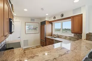 556 Dune Rd, Westhampton, NY 11977 - Photo 12