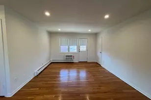 100 Manhasset Ave, Port Washington, NY 11050 - Photo 2