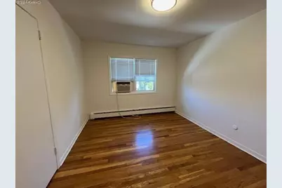 100 Manhasset Avenue #B2, Port Washington, NY 11050 - Photo 12