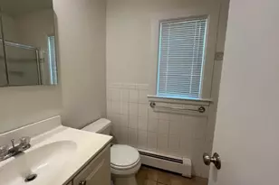 100 Manhasset Ave, Port Washington, NY 11050 - Photo 10