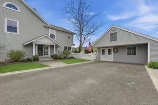 114 Araca Rd, Babylon, NY 11702 - Photo 4