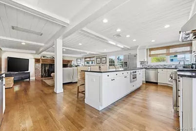 114 Araca Road, Babylon, NY 11702 - Photo 14