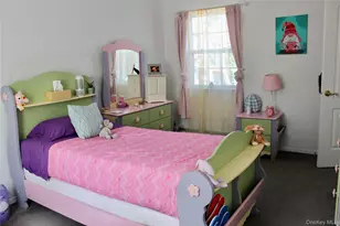 87 N Howell Ave, Centereach, NY 11720 - Photo 8