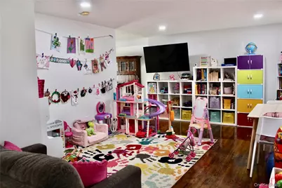 87 N Howell Avenue, Centereach, NY 11720 - Photo 6