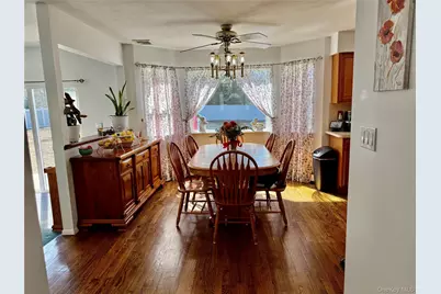 87 N Howell Avenue, Centereach, NY 11720 - Photo 4