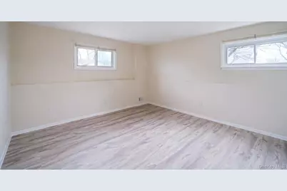 70 Boulevard Avenue, West Islip, NY 11795 - Photo 30