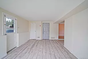 70 Boulevard Ave, West Islip, NY 11795 - Photo 26