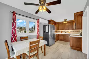 7 Gedney Ave, Smithtown, NY 11787 - Photo 8