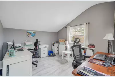 99 Rustic Avenue, Medford, NY 11763 - Photo 22