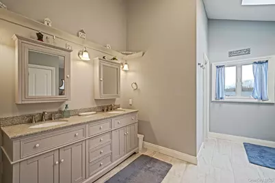 99 Rustic Avenue, Medford, NY 11763 - Photo 20