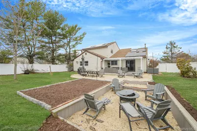 99 Rustic Avenue, Medford, NY 11763 - Photo 32