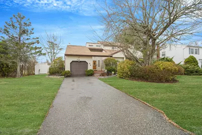 99 Rustic Avenue, Medford, NY 11763 - Photo 2