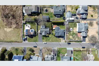 310 Candee Avenue, Sayville, NY 11782 - Photo 34