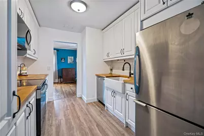 310 Candee Avenue, Sayville, NY 11782 - Photo 12