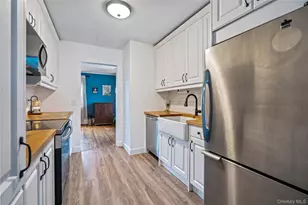 310 Candee Ave, Sayville, NY 11782 - Photo 12