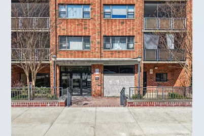 100 Clinton Avenue #3K, Mineola, NY 11501 - Photo 2