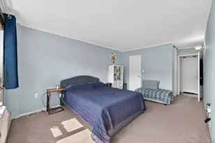 100 Clinton Ave, Mineola, NY 11501 - Photo 18