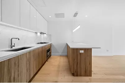 136-18 Maple Avenue #9A, Flushing, NY 11355 - Photo 8