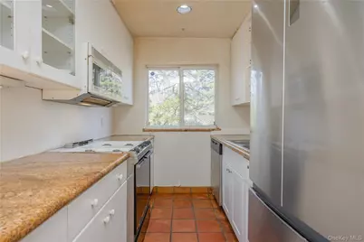 5410 Mosholu Avenue, Bronx, NY 10471 - Photo 6