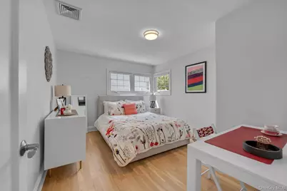 10 Thompson Drive, East Rockaway, NY 11518 - Photo 16