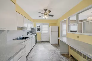 2492 6th Ave, East Meadow, NY 11554 - Photo 10