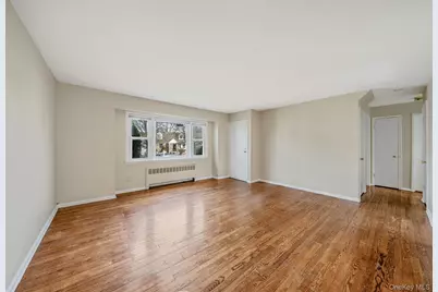 2492 6th Avenue, East Meadow, NY 11554 - Photo 8