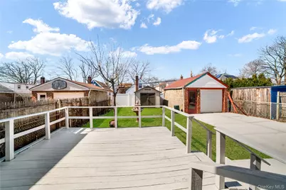 81-28 252nd Street, Bellerose, NY 11426 - Photo 20