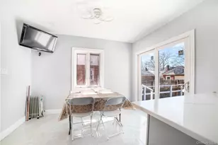 81-28 252nd St, Bellerose, NY 11426 - Photo 8