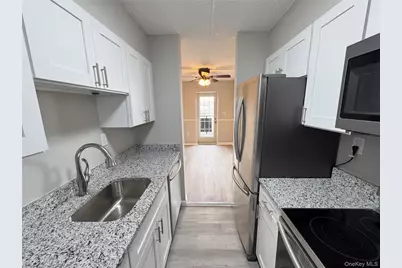 160 Academy Street #9G, Poughkeepsie, NY 12601 - Photo 10