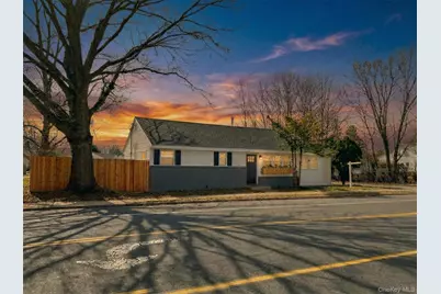 3323 Great Neck Road, Amityville, NY 11701 - Photo 2