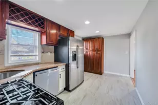 120-11 218th St, Cambria Heights, NY 11411 - Photo 16